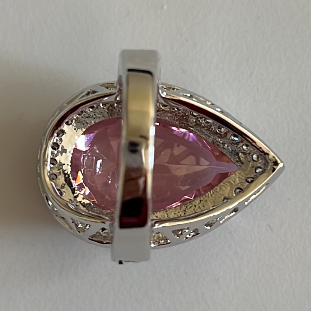 Pink simulated rose quartz and CZ statement cocktail ring - Picture 3 of 3